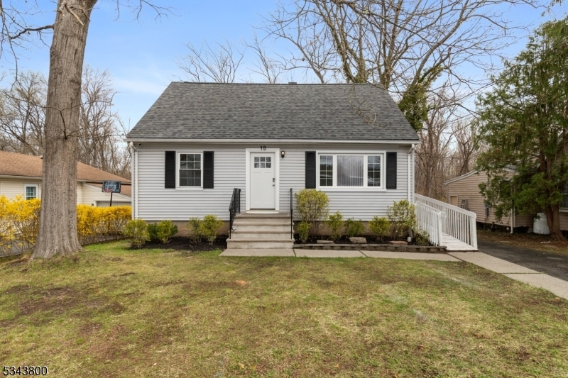 18 Lake Shore Dr  Parsippany-Troy Hills Twp. NJ 07034 photo