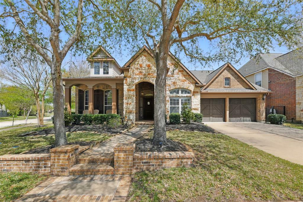 Property Photo: 17423 Morgans Lake Drive TX 77433