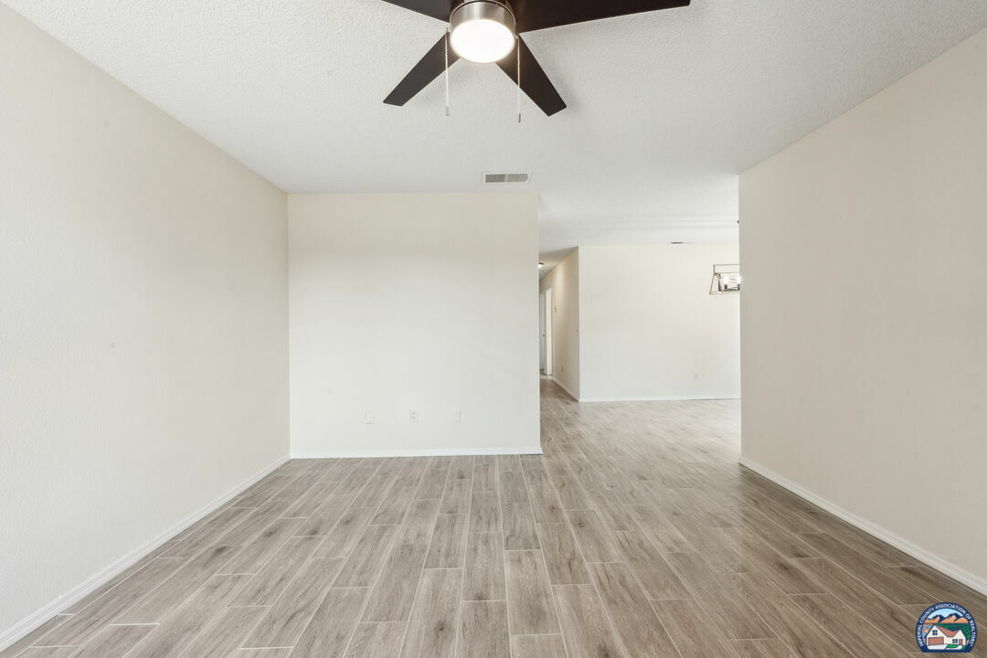 Property Photo: 661 Flammang Ave CA 92227