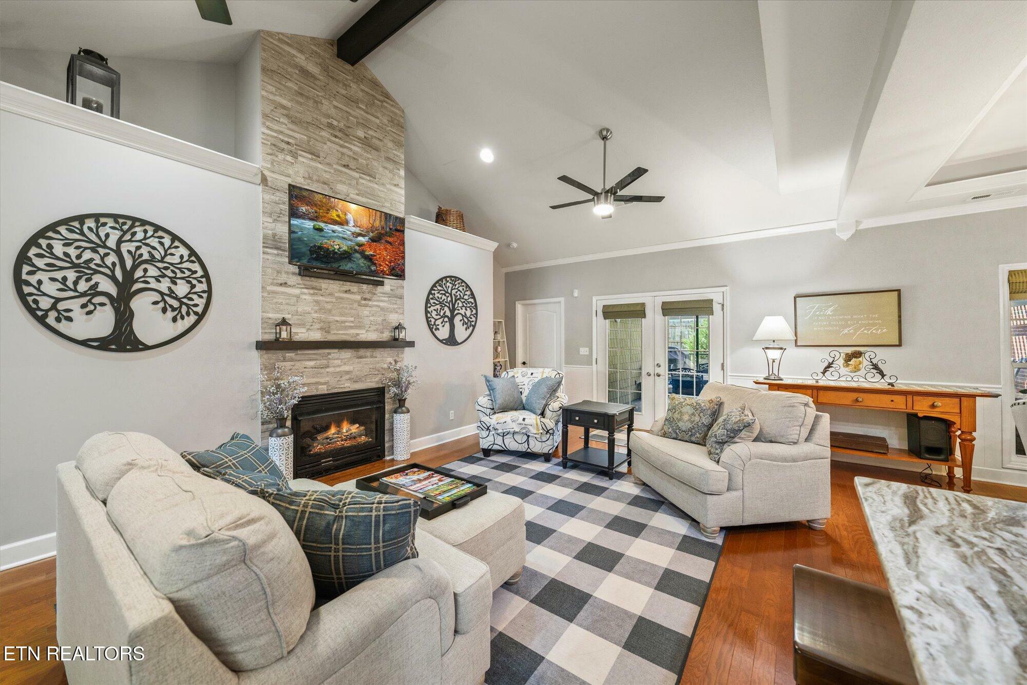 Property Photo: 803 Fountain View Way TN 37865
