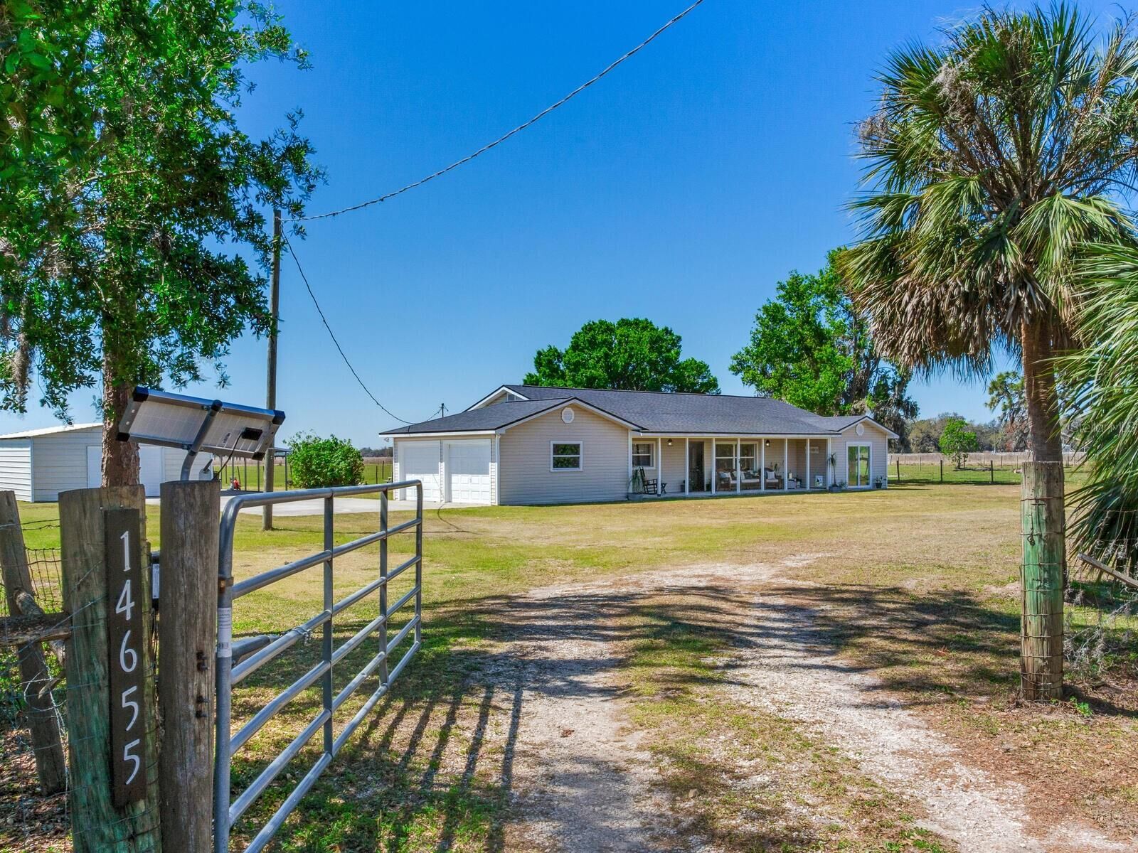 Property Photo: 14655 Joe Sumner Road FL 33598