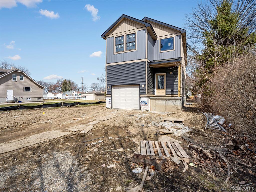 Property Photo: 8475 Stout Avenue MI 48093 4469