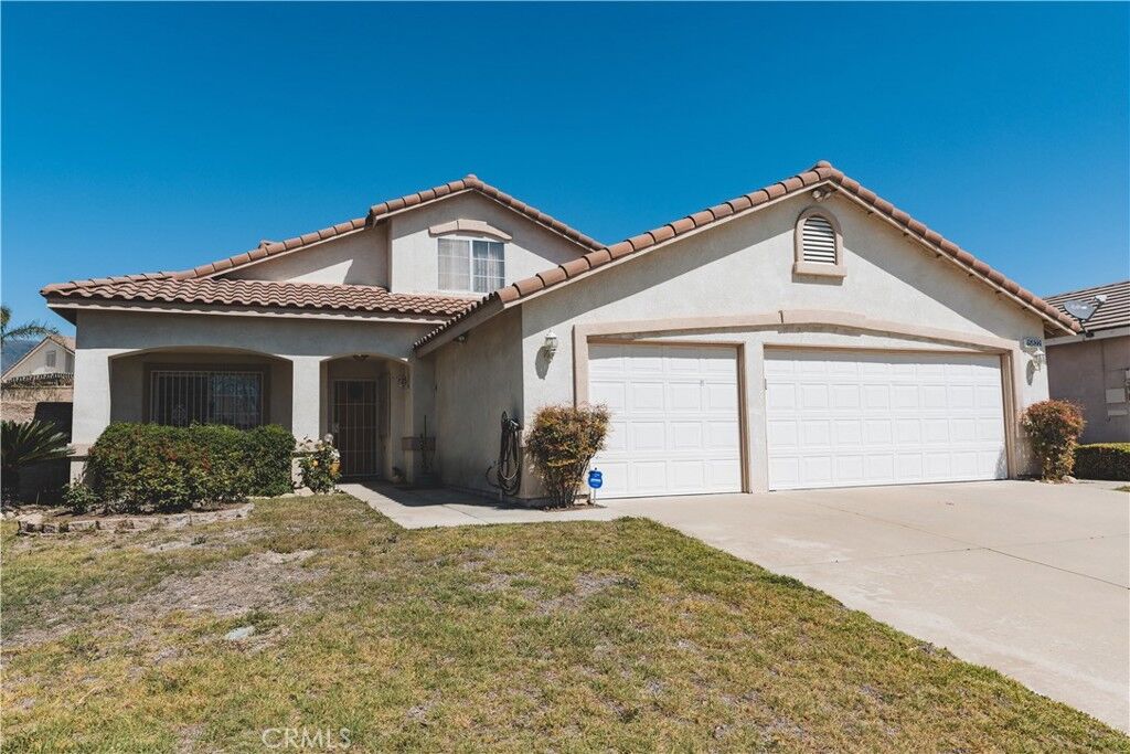 Property Photo:  15822 Cascade Drive  CA 92336 