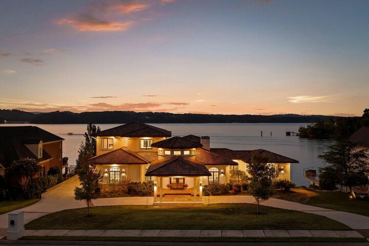 4415 Sailmaker Circle  Chattanooga TN 37416 photo