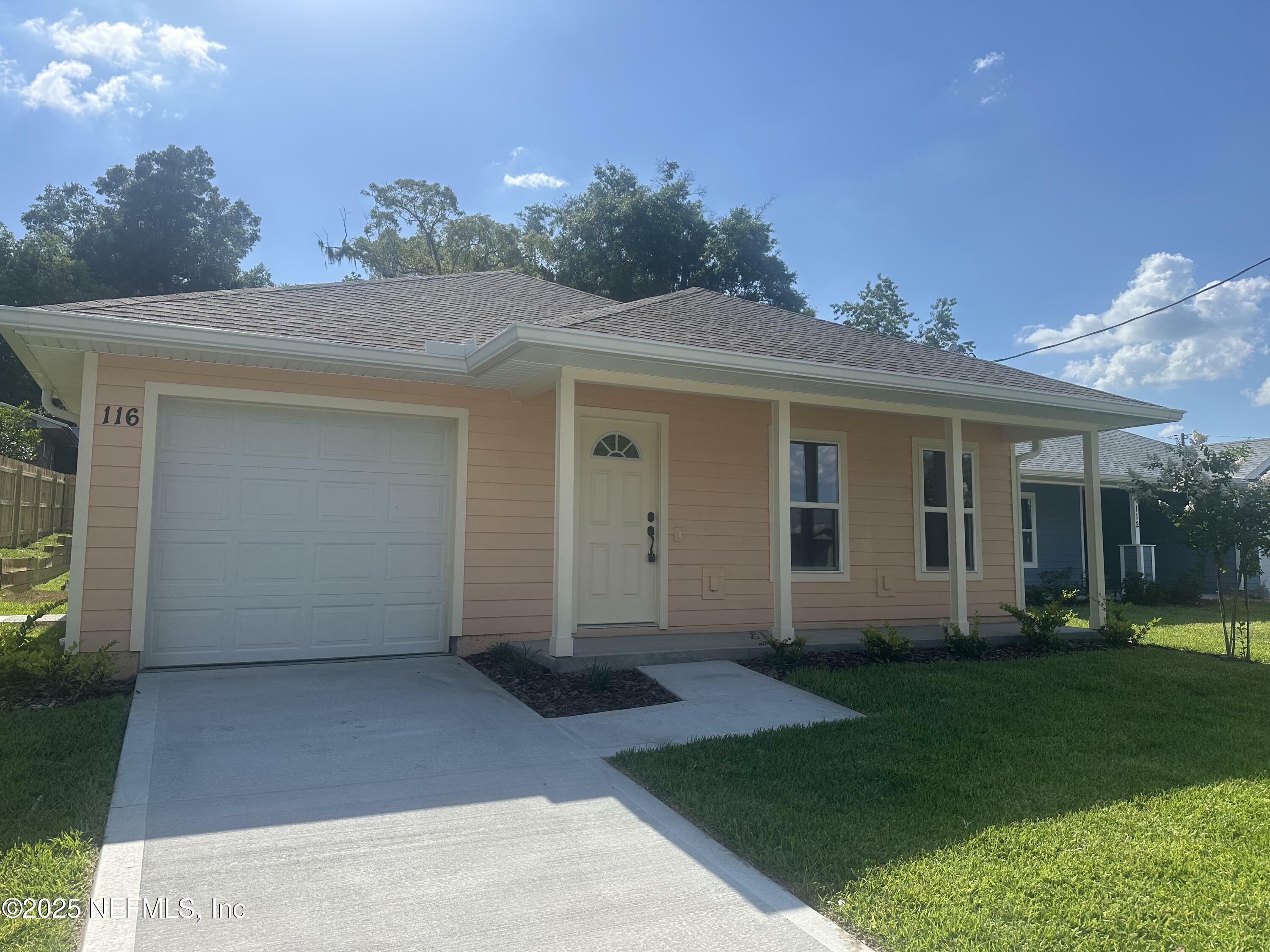 Property Photo:  116 Moseley Avenue  FL 32177 