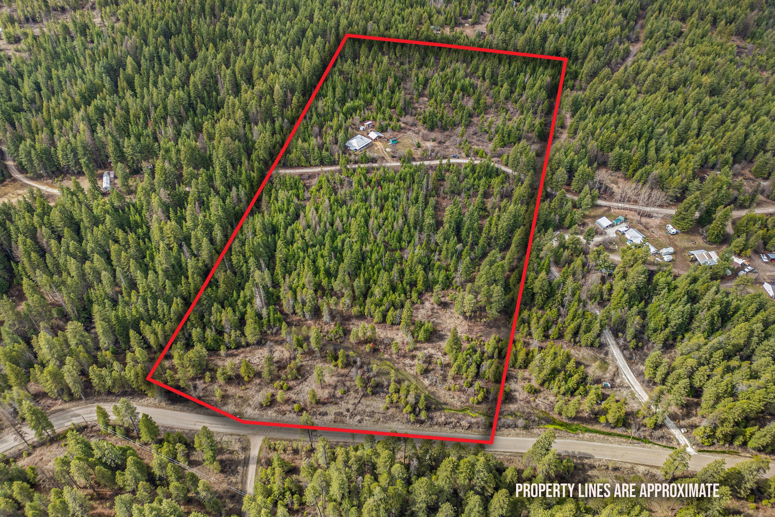Property Photo: 4351 Hesseltine Rd WA 99181