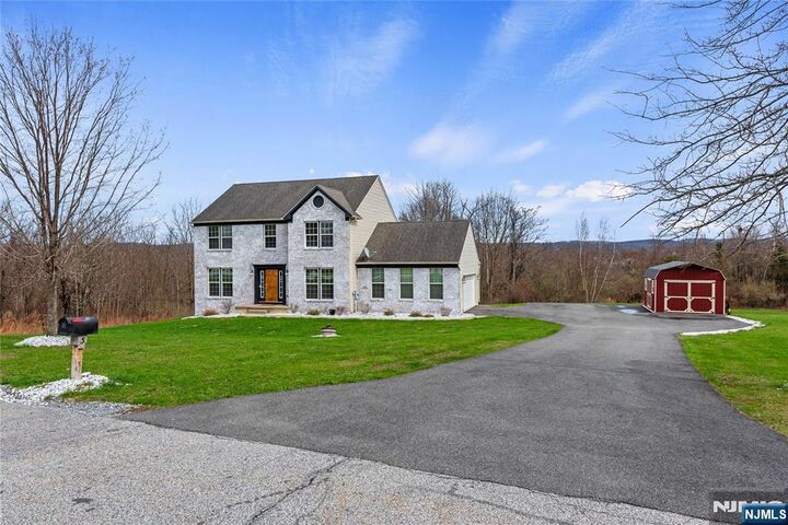 Property Photo:  5 Sterling Drive  NJ 07461 