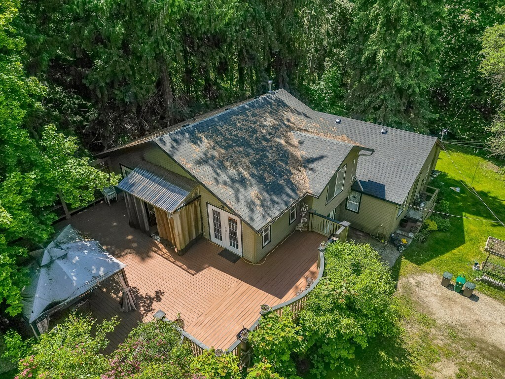 Photo de la propriété: 4850 Foothill Road SW BC V1E 3C2