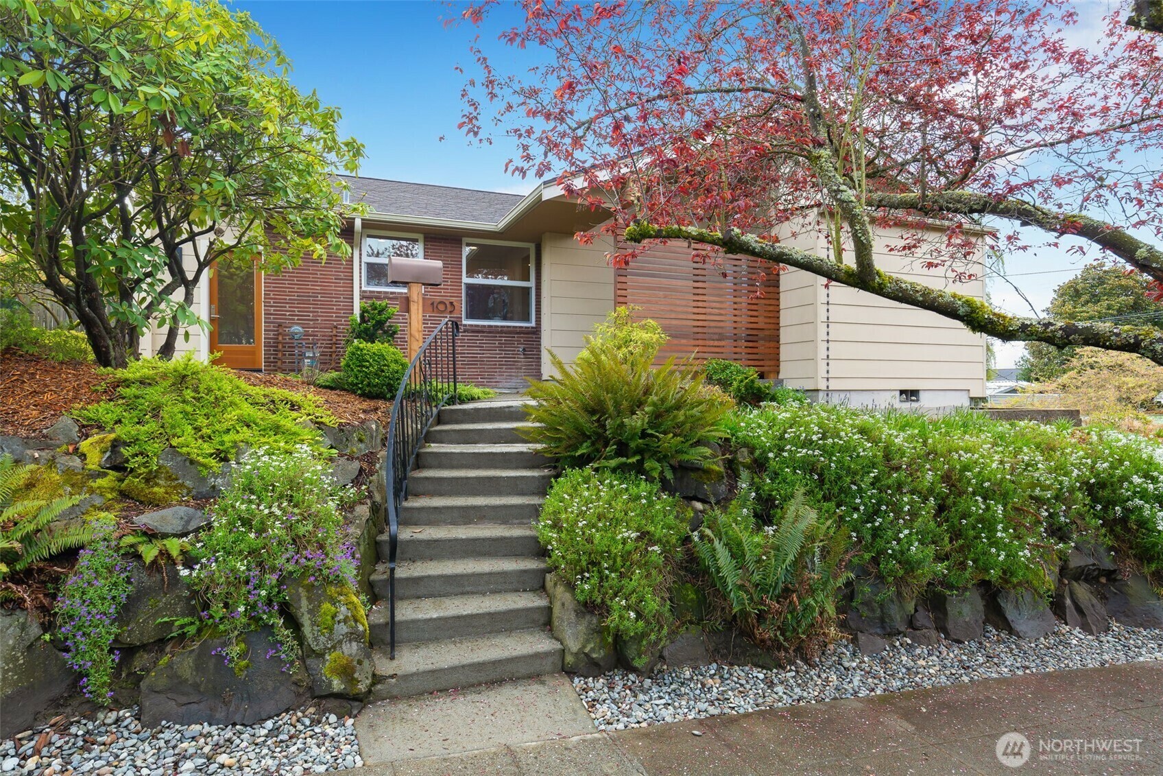 Property Photo: 103 N 75th Street WA 98103
