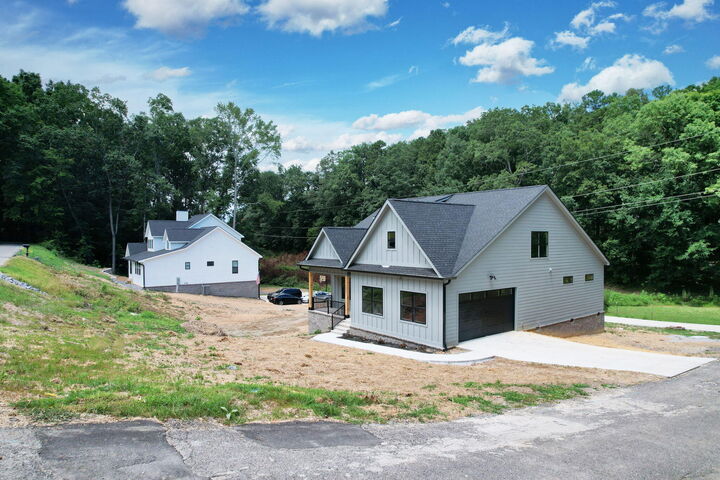 Property Photo:  4027 Bow Street NE  TN 37312 