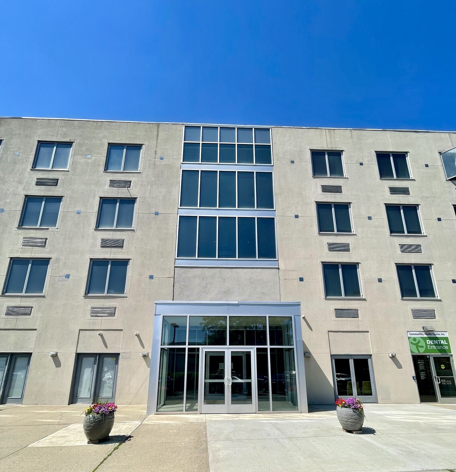 Property Photo:  49 Day Street Apt 301  CT 06854 