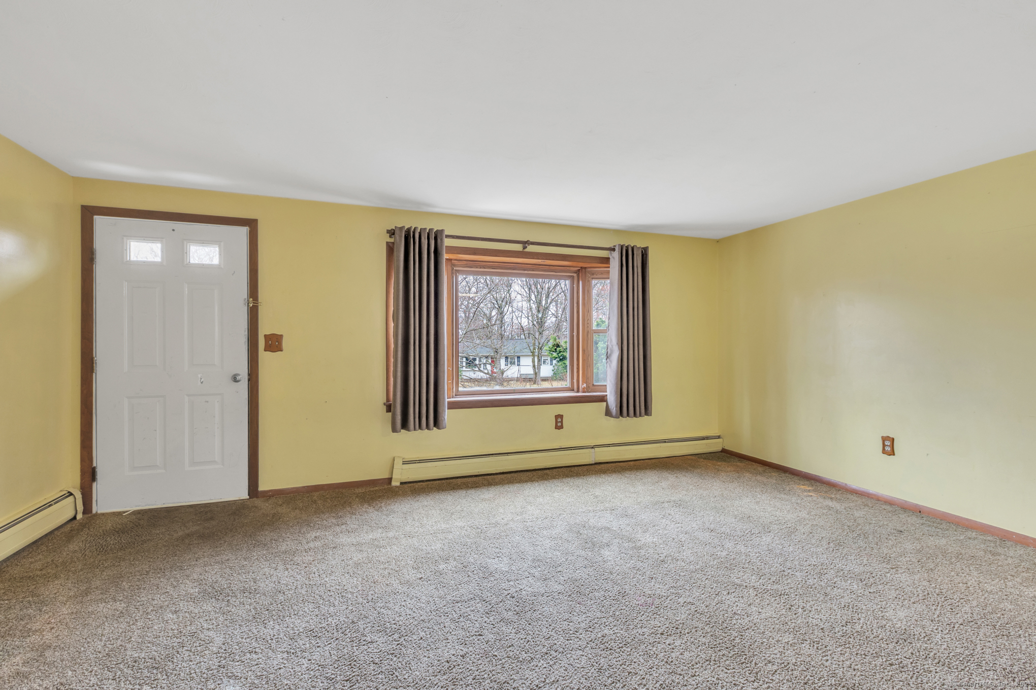 Property Photo: 12 Virginia Lane CT 06084
