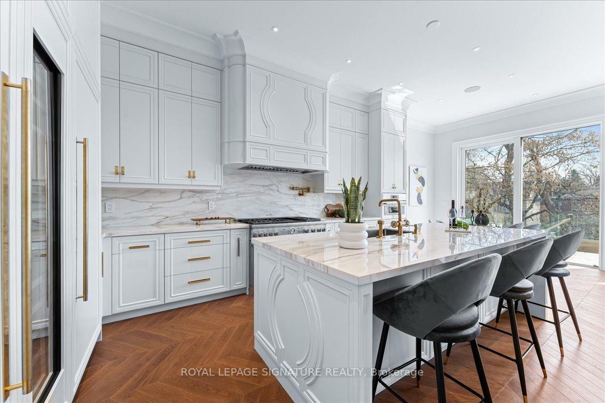 Property Photo: 505 Soudan Avenue ON M4S 1X1