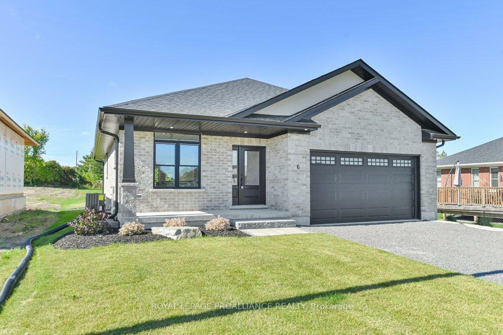 Property Photo: 6 Dunmor Street ON K0K 3E0