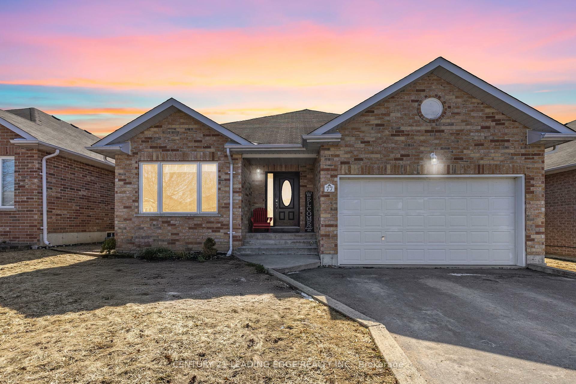 Property Photo: 77 Maplewood Avenue ON L0K 1A0