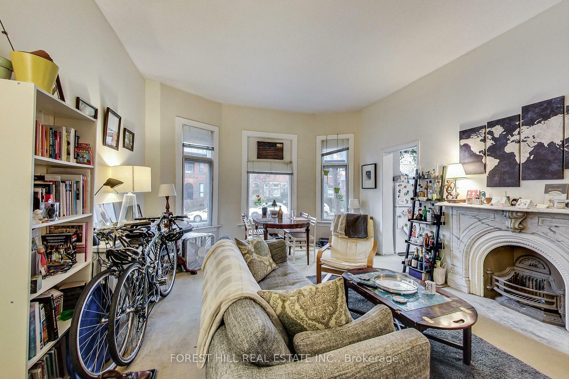 Property Photo: 72 Walmer Road ON M5R 2X7