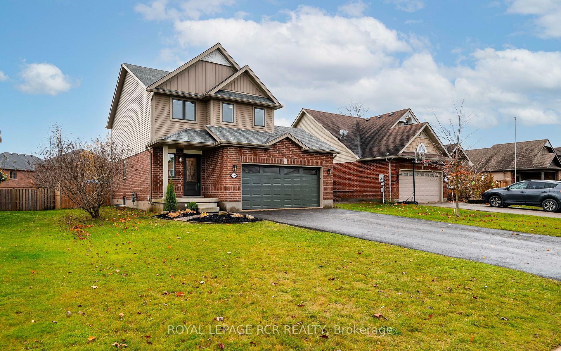 Property Photo: 195 Sheffield Street ON N0C 1B0
