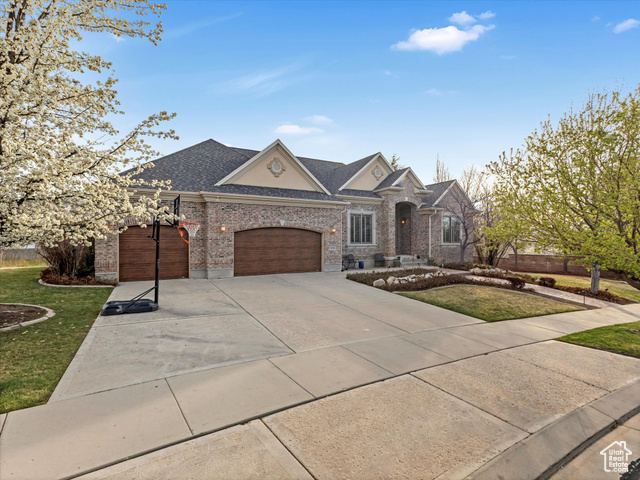 Property Photo: 2026 E Tivoli Hills Ct UT 84020