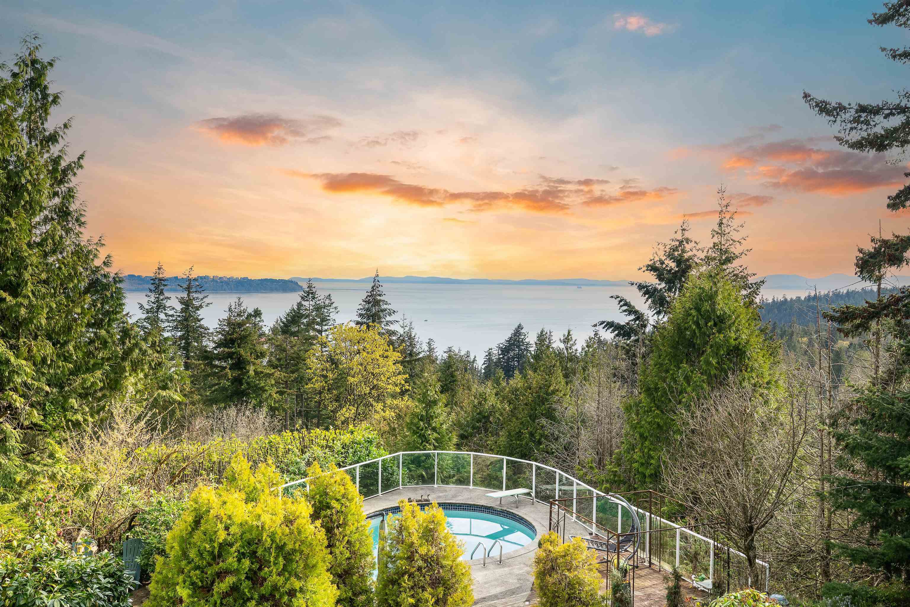 Property Photo: 4215 Rockridge Road BC V7W 1A3
