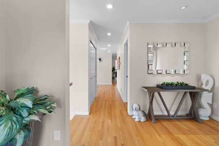 Property Photo:  4635 Caulfeild Drive  BC V7W 1E9 