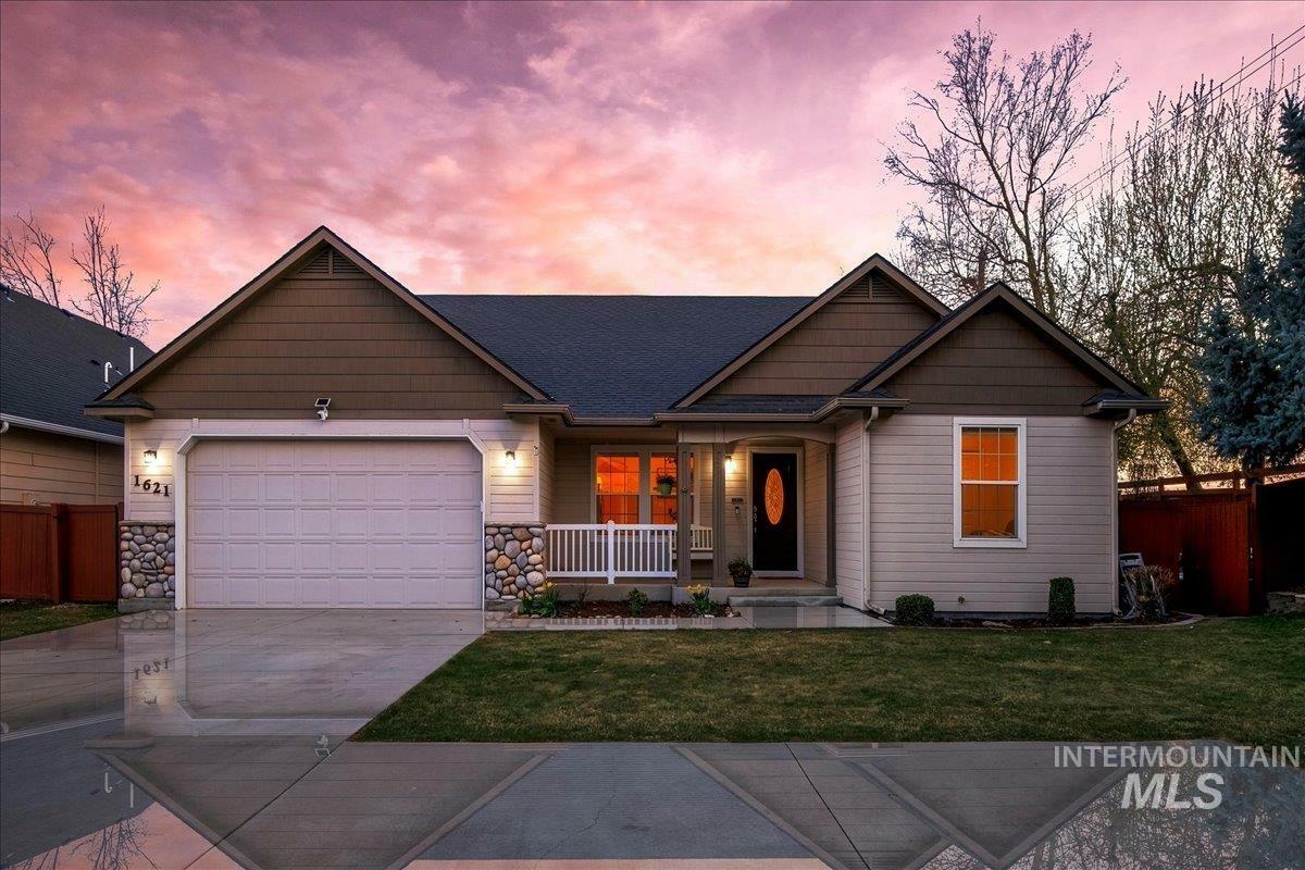 Property Photo: 1621 E Pegram St ID 83642