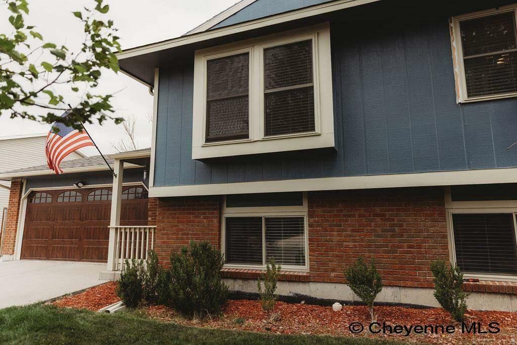 Property Photo: 5500 Liberty St WY 82001