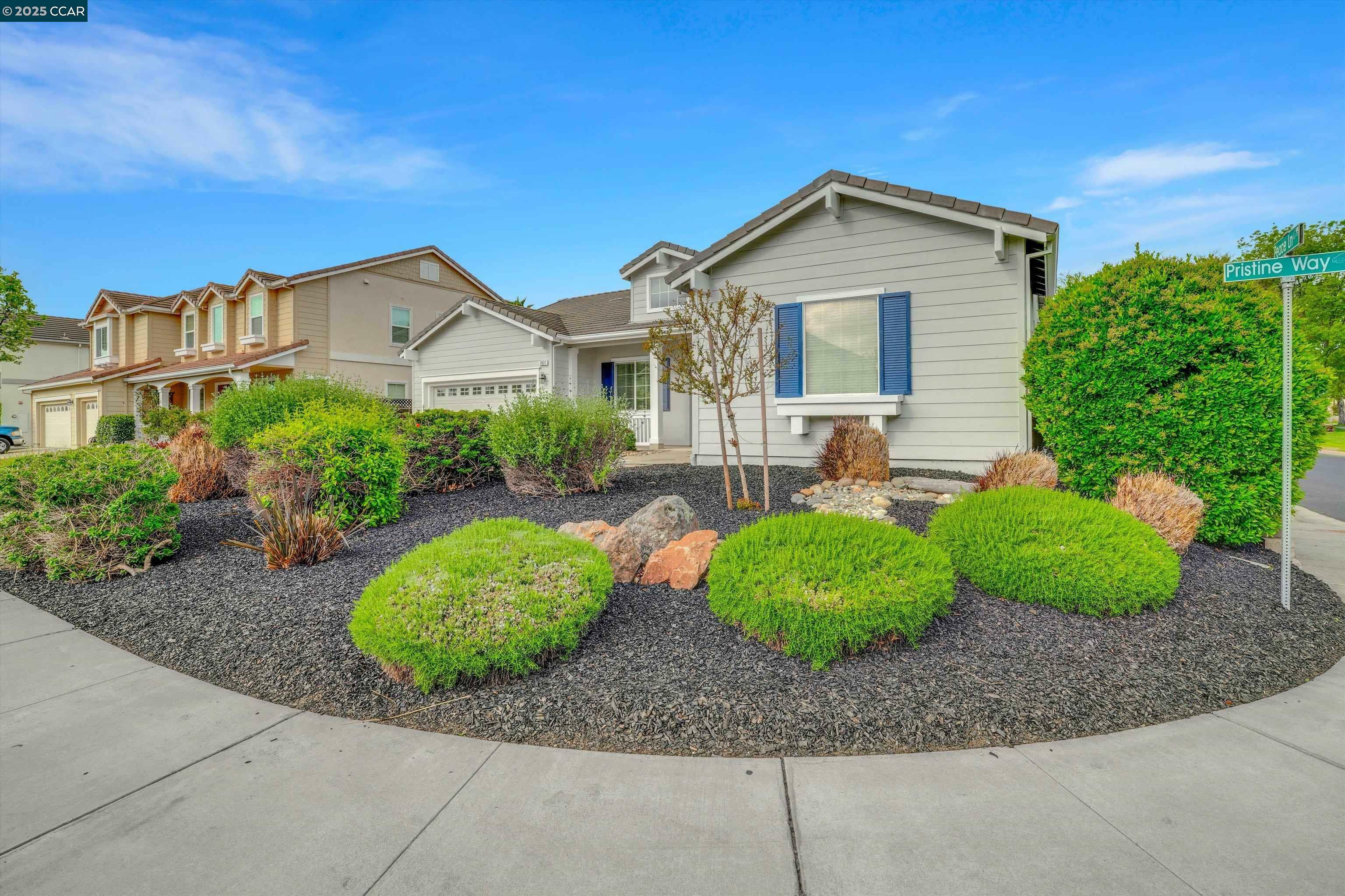 Property Photo:  2837 Pristine Way  CA 94513 