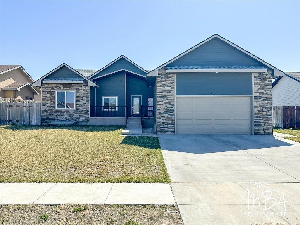 2260 Glenwood Drive  Garden City KS 67846 photo
