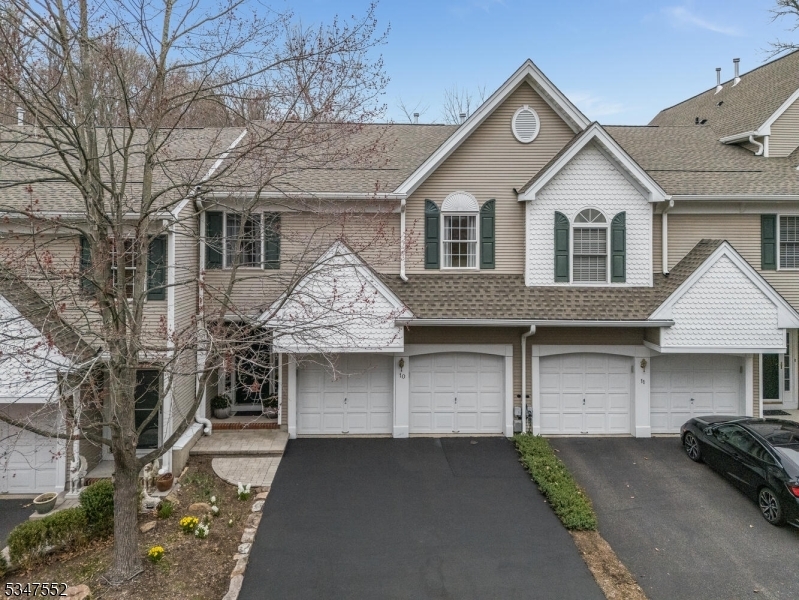 Property Photo: 10 Rock Creek Woods Dr NJ 08530