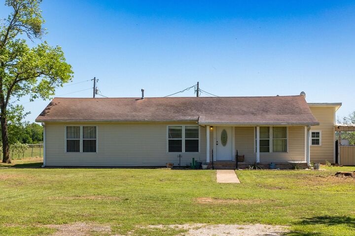 Property Photo: 2352 Airport Road TX 77833