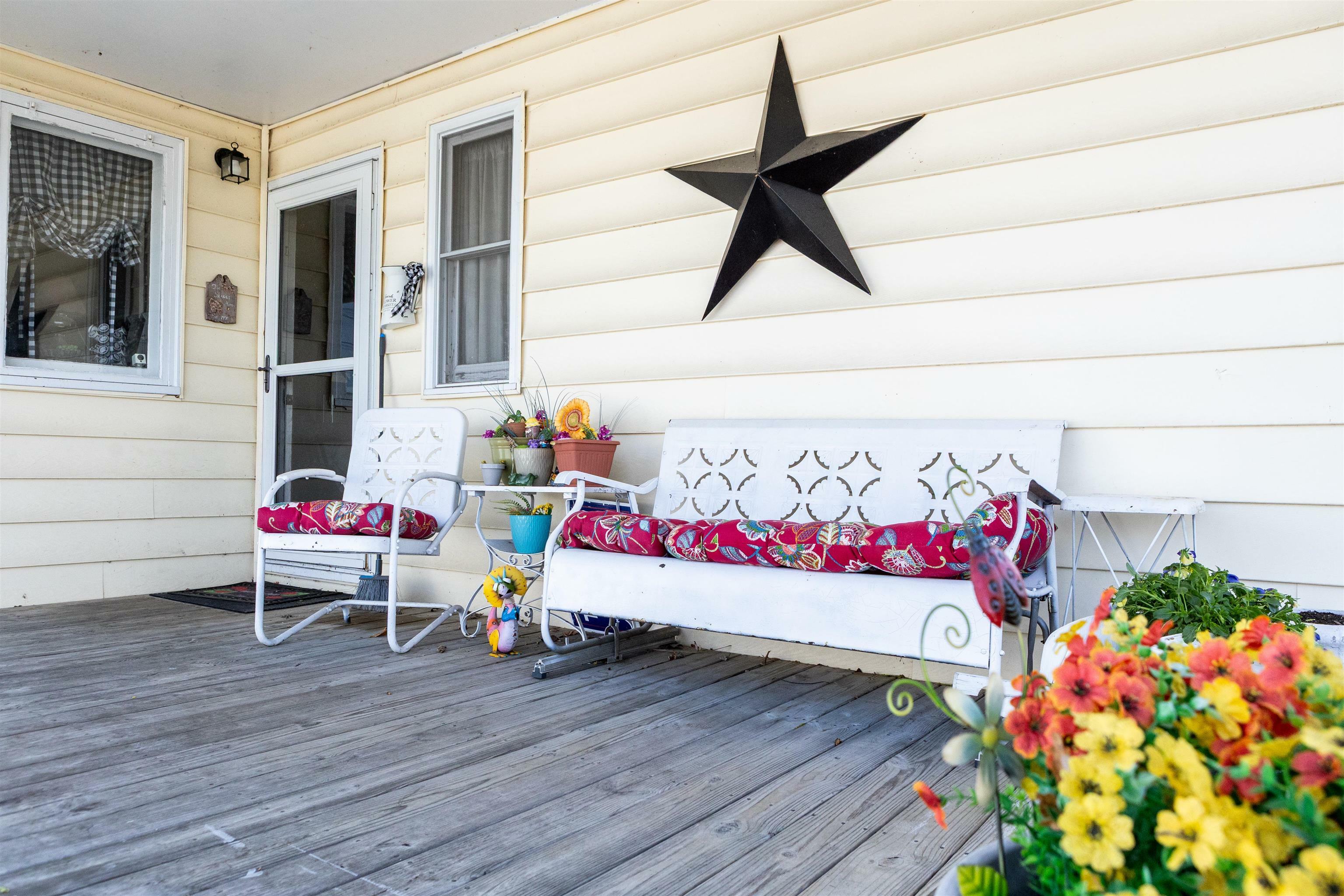 Property Photo: 48 Monel Avenue WV 25705