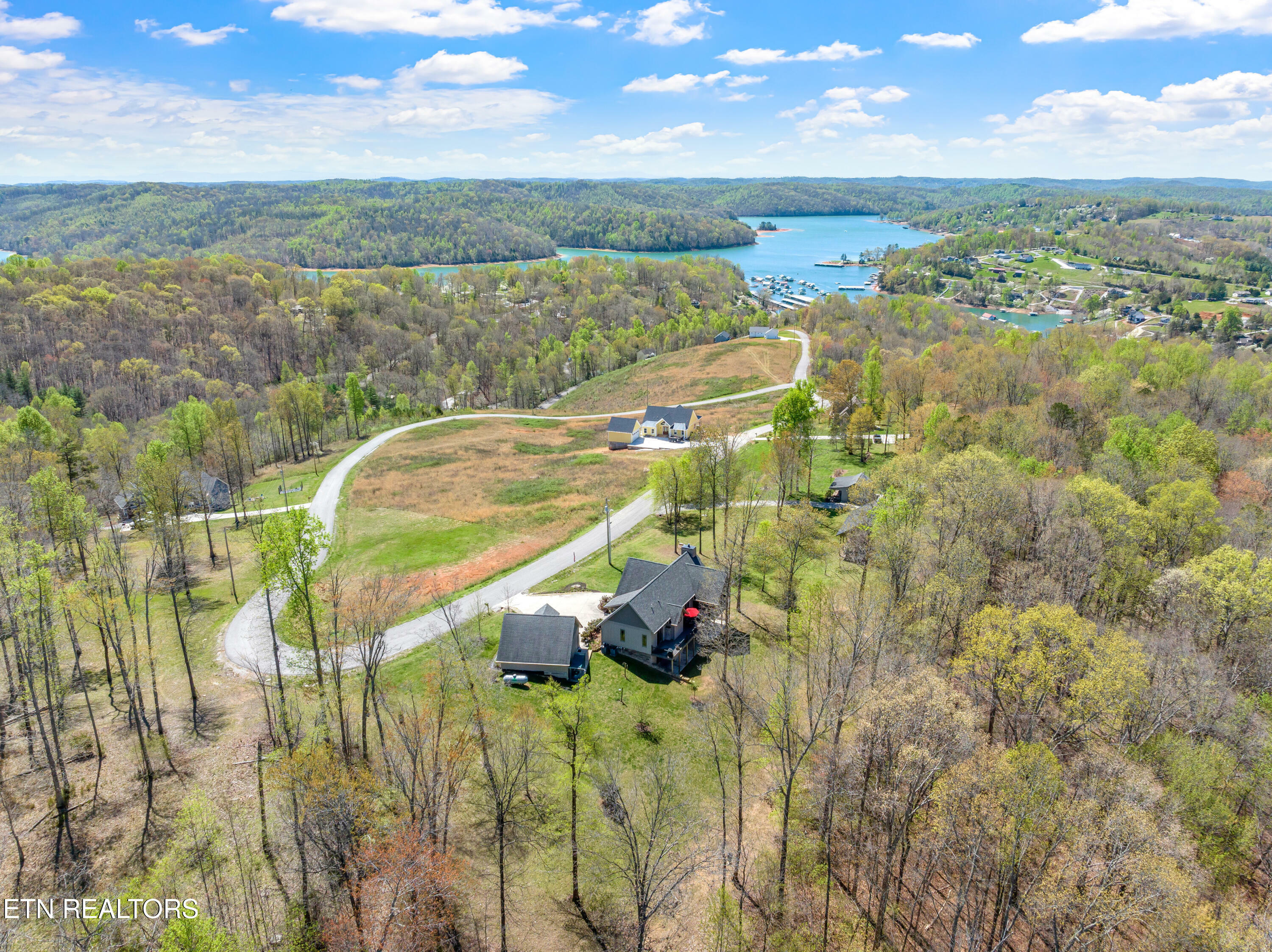 Property Photo: 195 Kennedys Loop TN 37766
