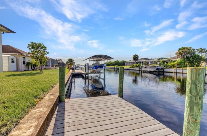 Property Photo: 12387 Minot Avenue FL 33981