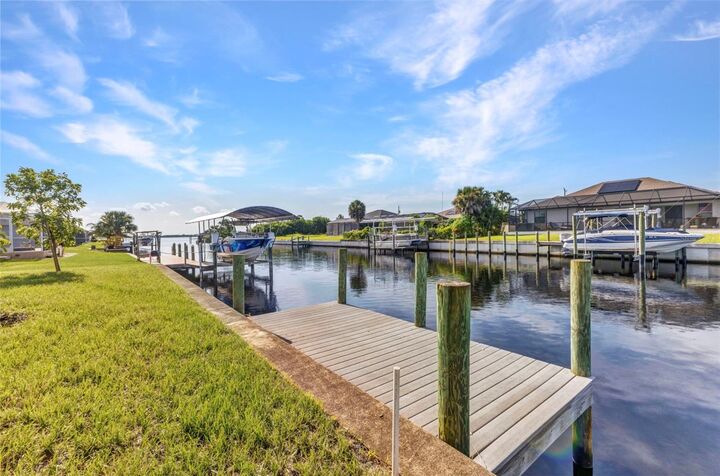 Property Photo: 12387 Minot Avenue FL 33981