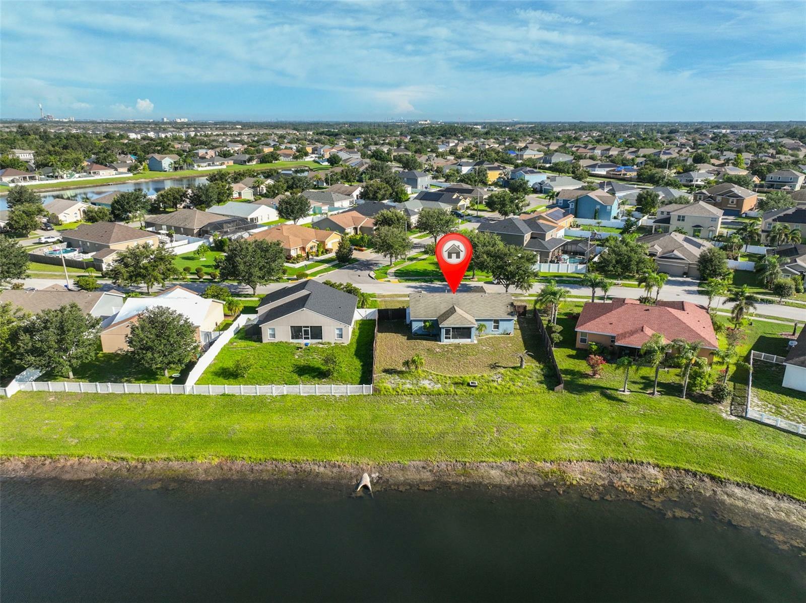 Property Photo:  10540 Carloway Hills Drive  FL 33598 