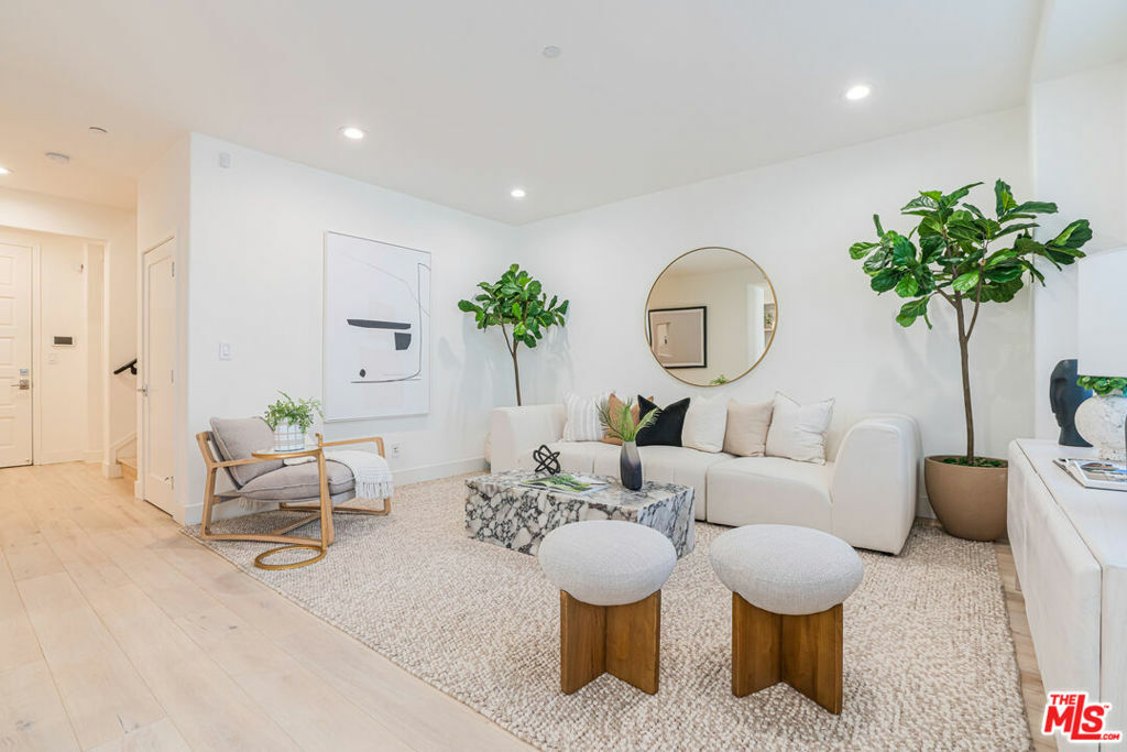 Property Photo: 7100 Playa Vista Drive 106 CA 90094