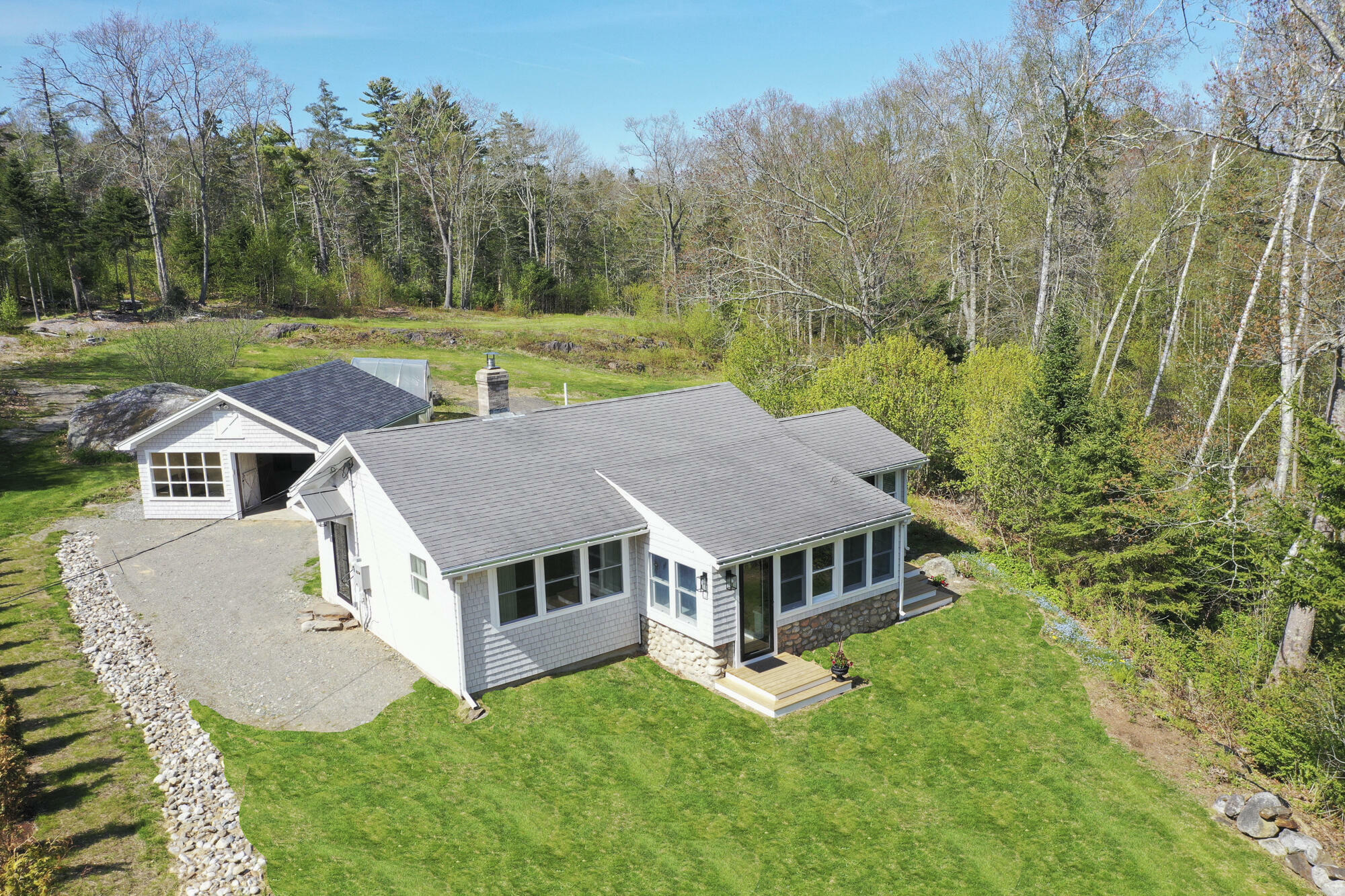 Property Photo:  22 Bayview Drive  ME 04981 