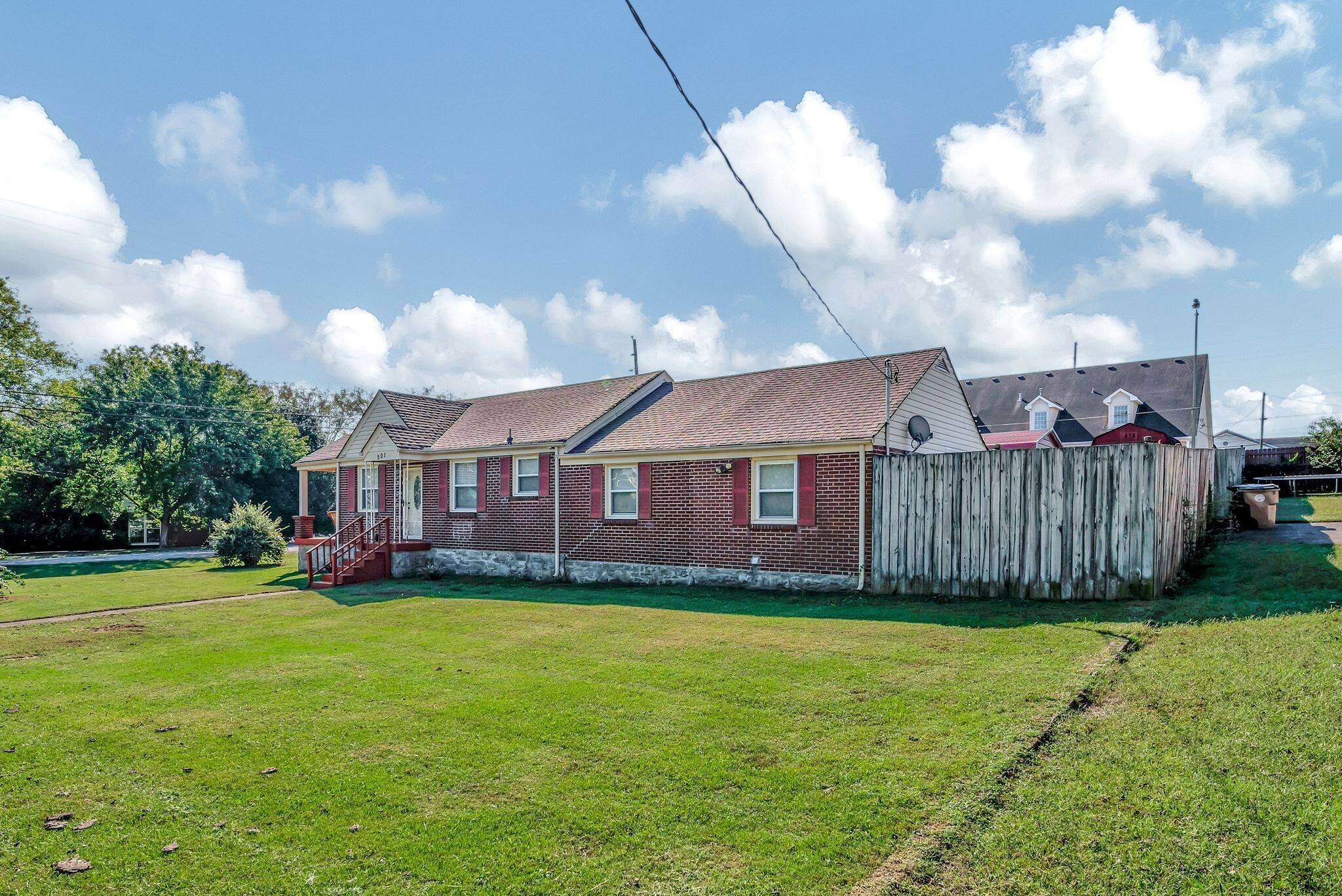 Property Photo: 501 Charles Dr TN 37115