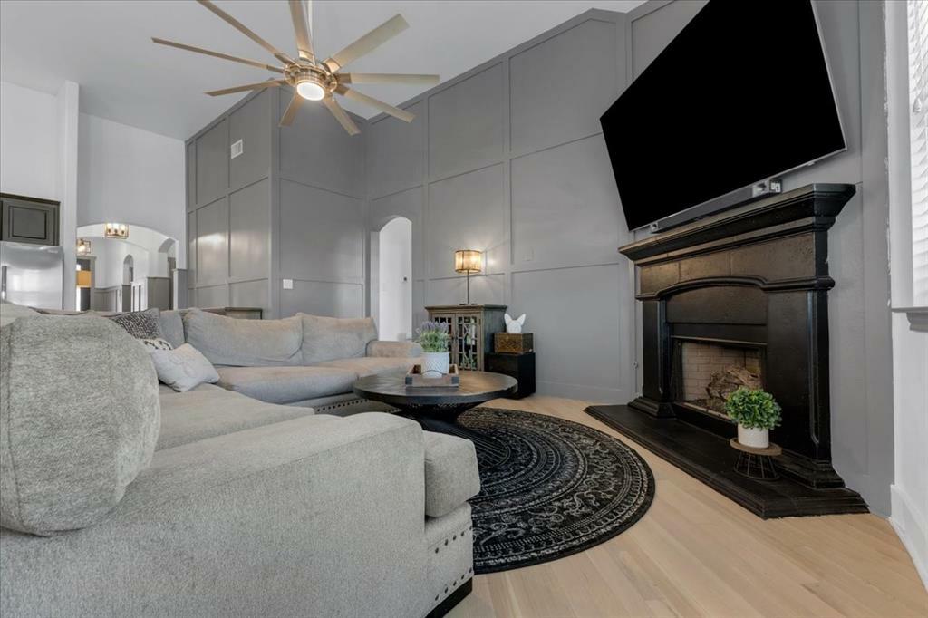 Property Photo: 817 Layla Drive TX 75087