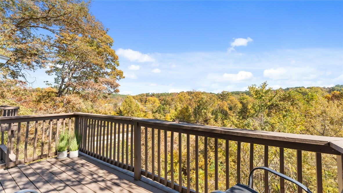 Property Photo: 44 Fenchurch Drive AR 72715