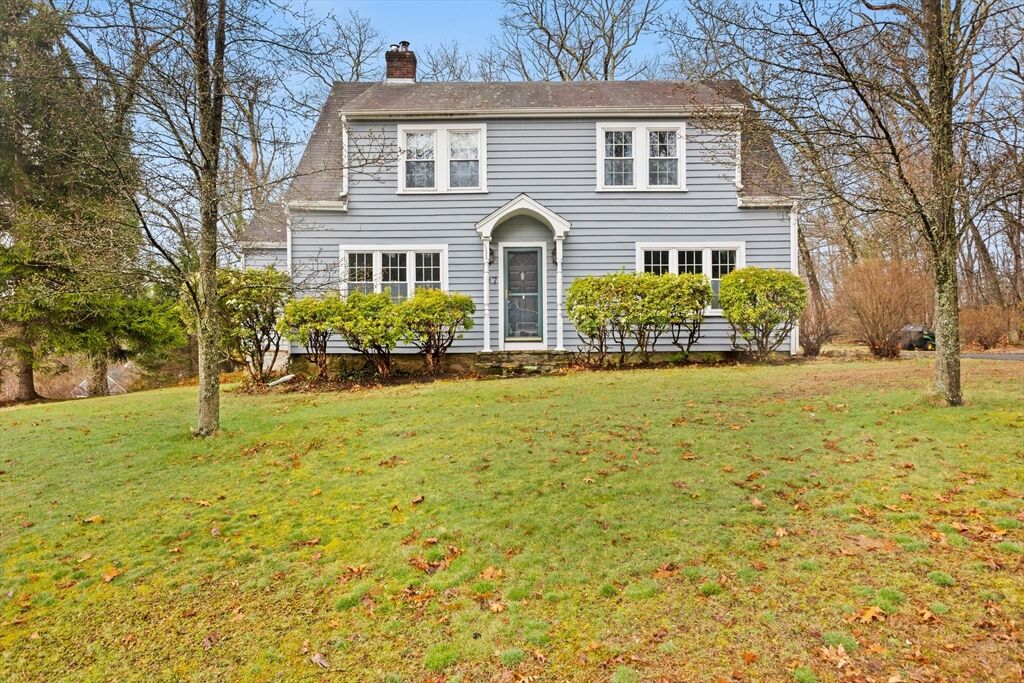 Property Photo:  97 Chestnut Hill Road  MA 01529 