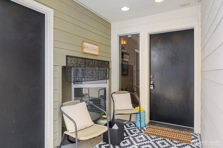 Property Photo:  2426  Yakima Court  WA 98405 