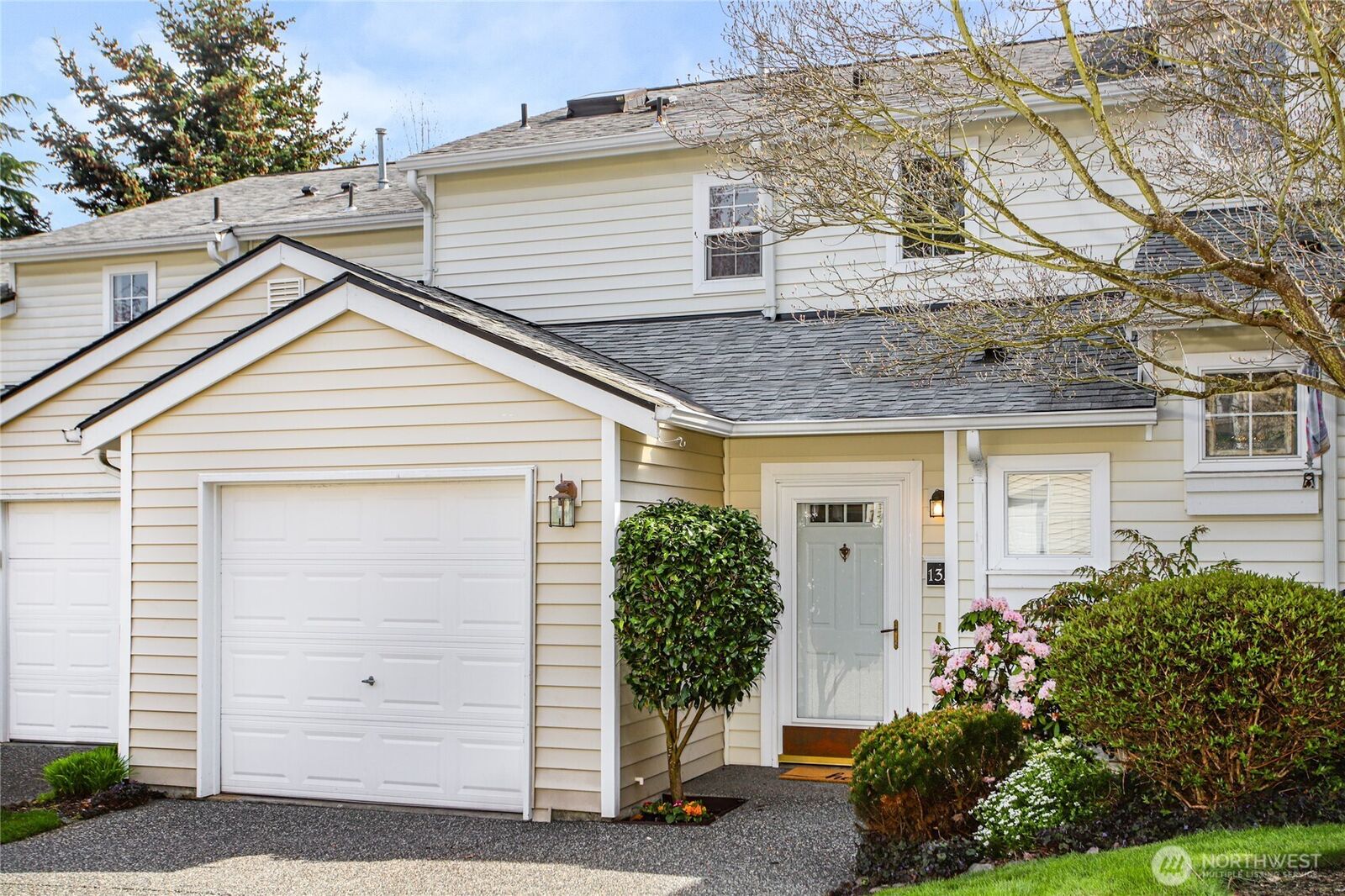 Property Photo:  10030  Holly Drive 133  WA 98204 