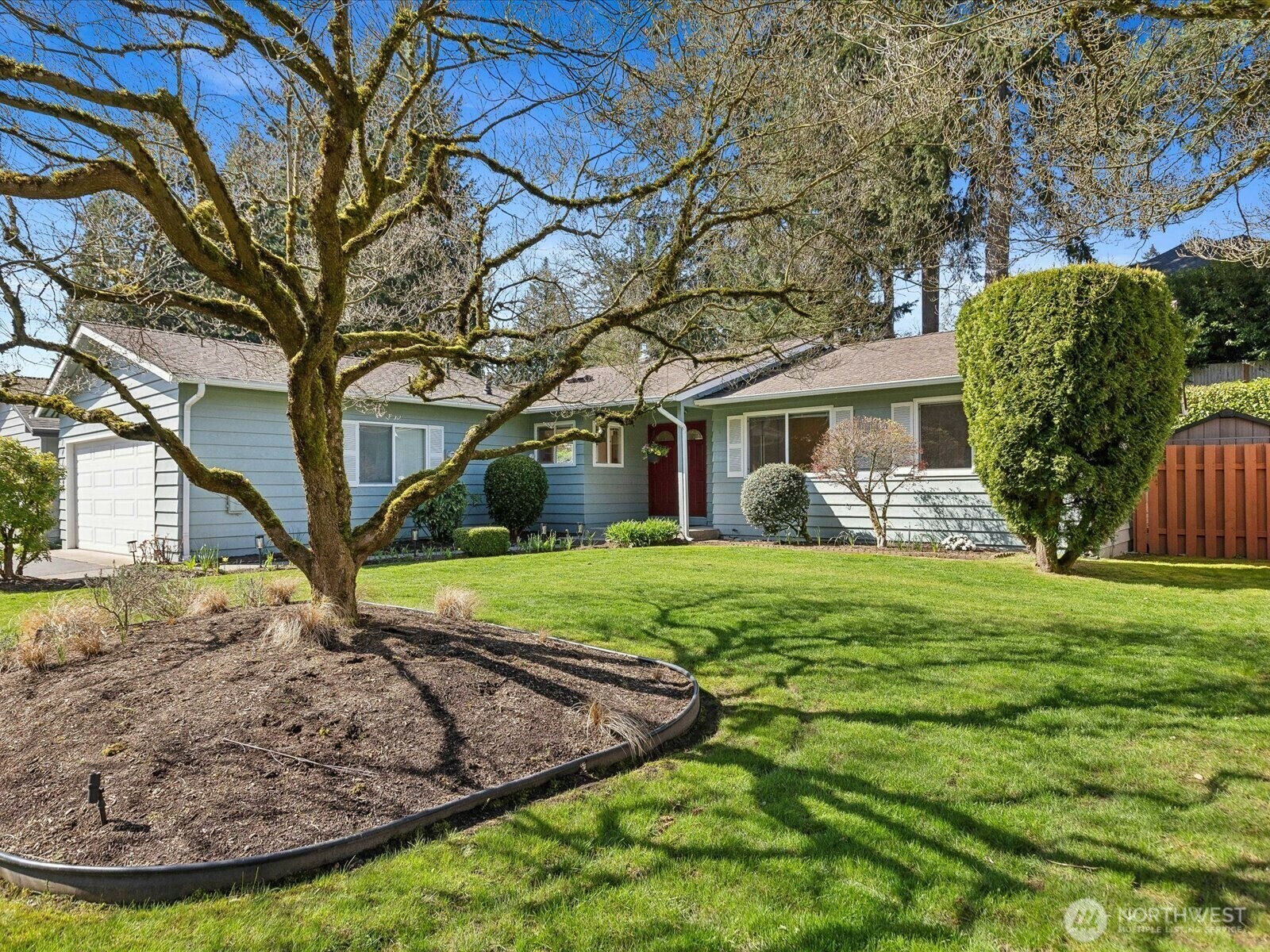 Property Photo: 14119 110th Avenue NE WA 98034