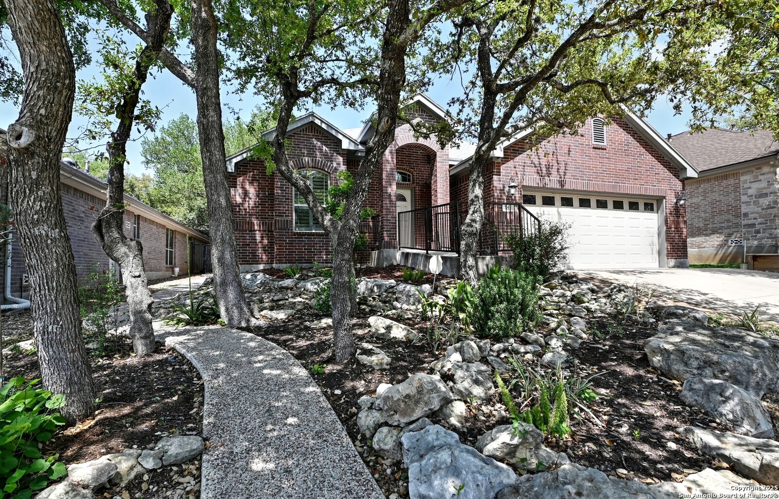 Property Photo: 1843 Wood Grove TX 78232