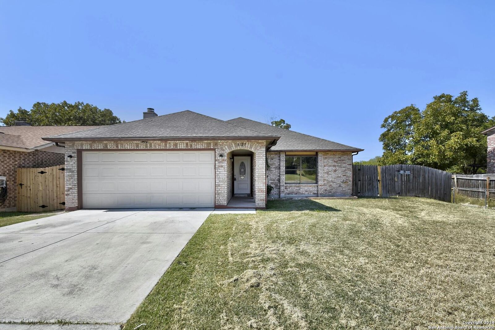 Property Photo: 8127 Sunshine Trail TX 78244