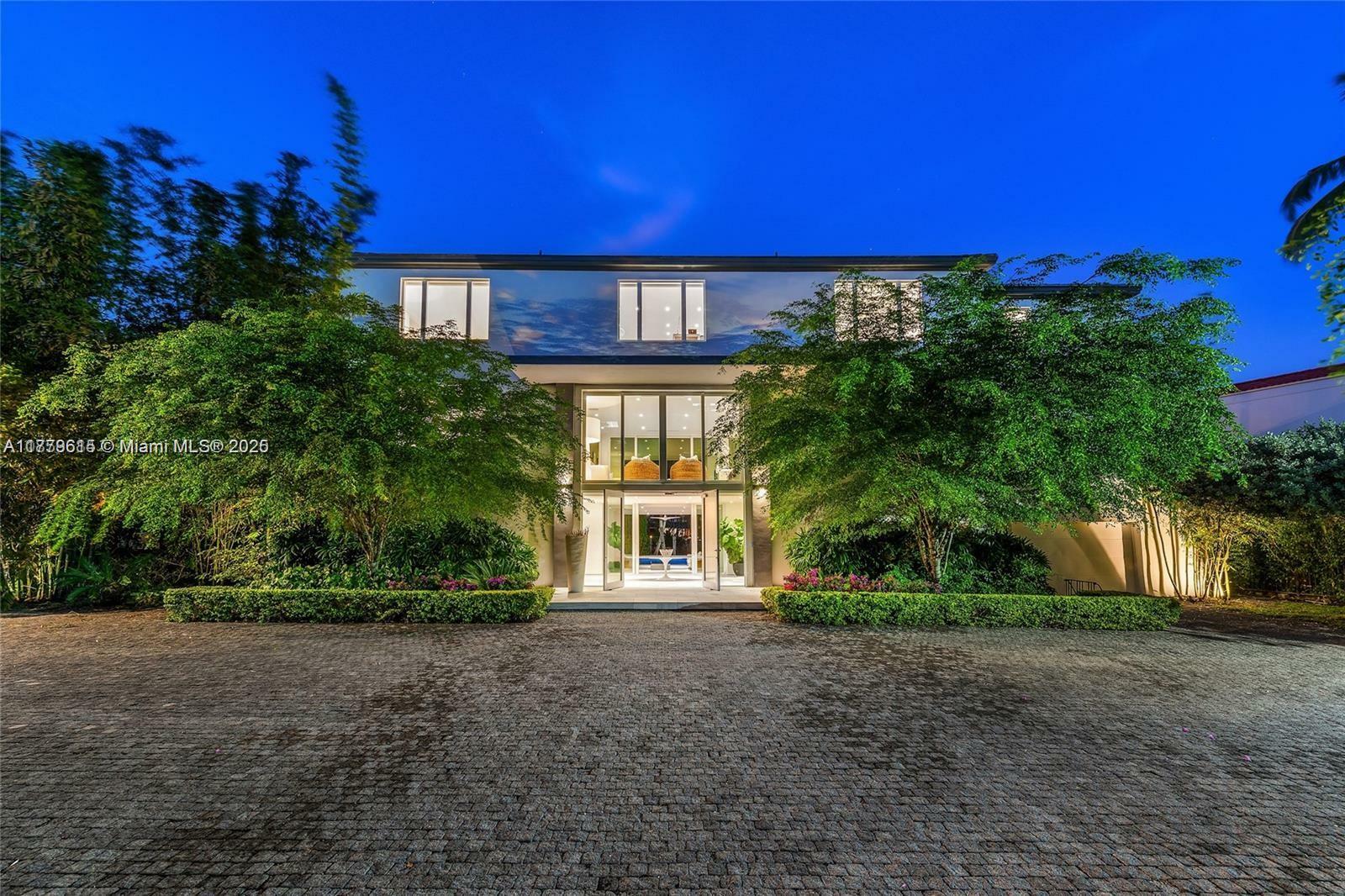 481 S Mashta Drive  Key Biscayne FL 33149 photo
