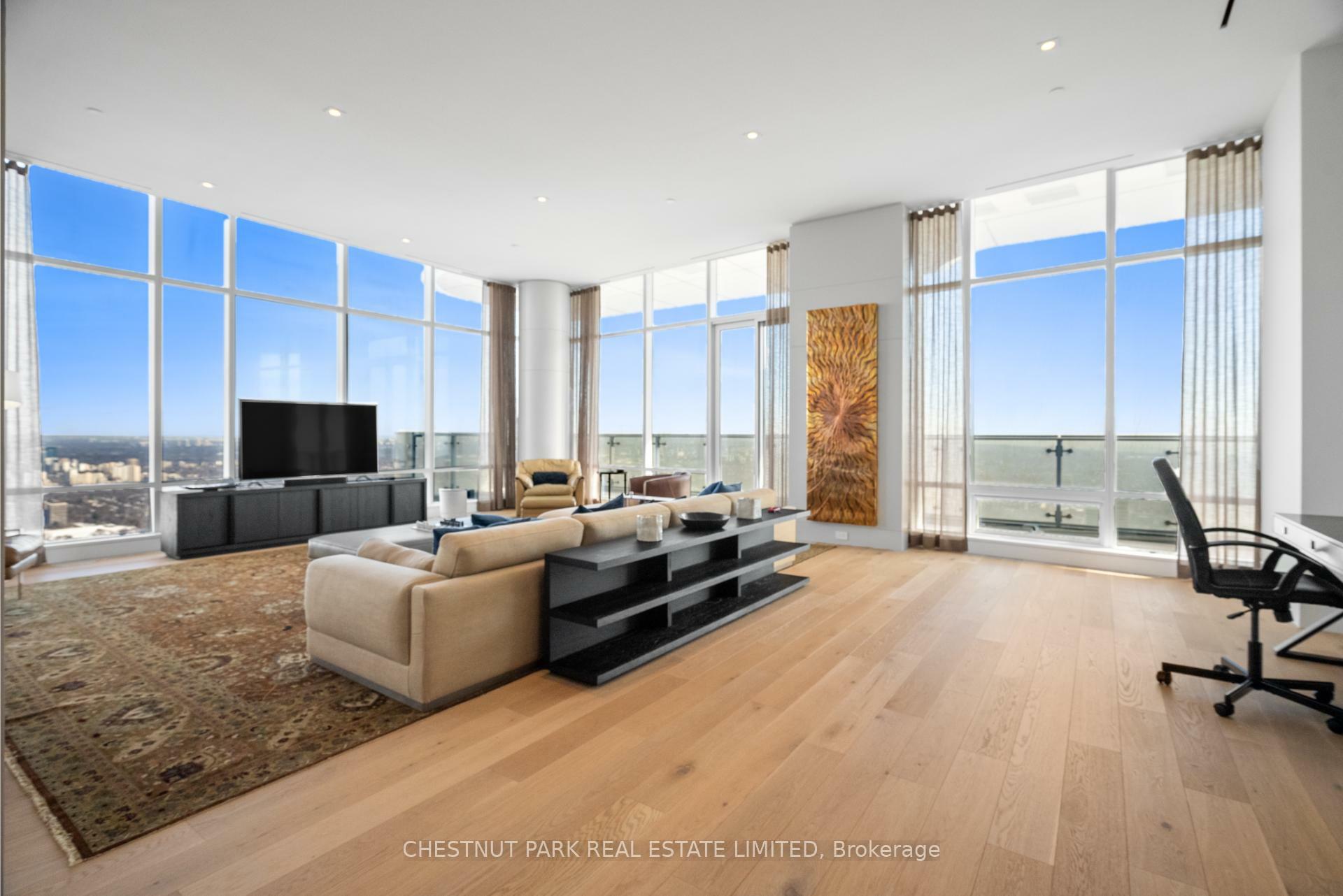 Property Photo: 1 Bloor Street E 7501 ON M4W 0A8