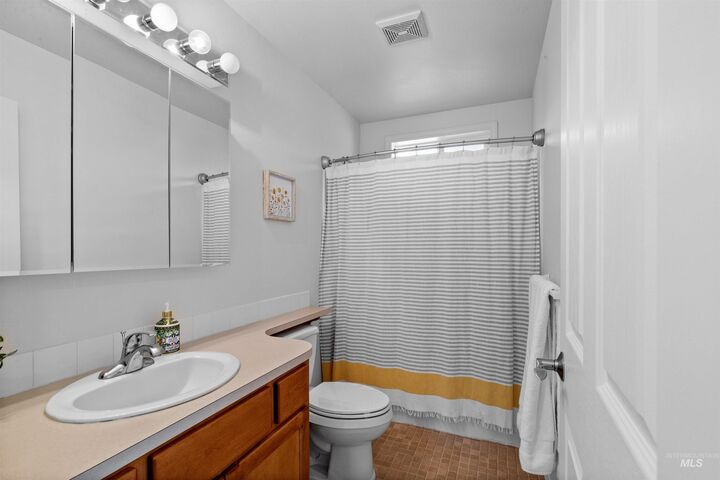 Property Photo: 1760 8th Avenue WA 99403