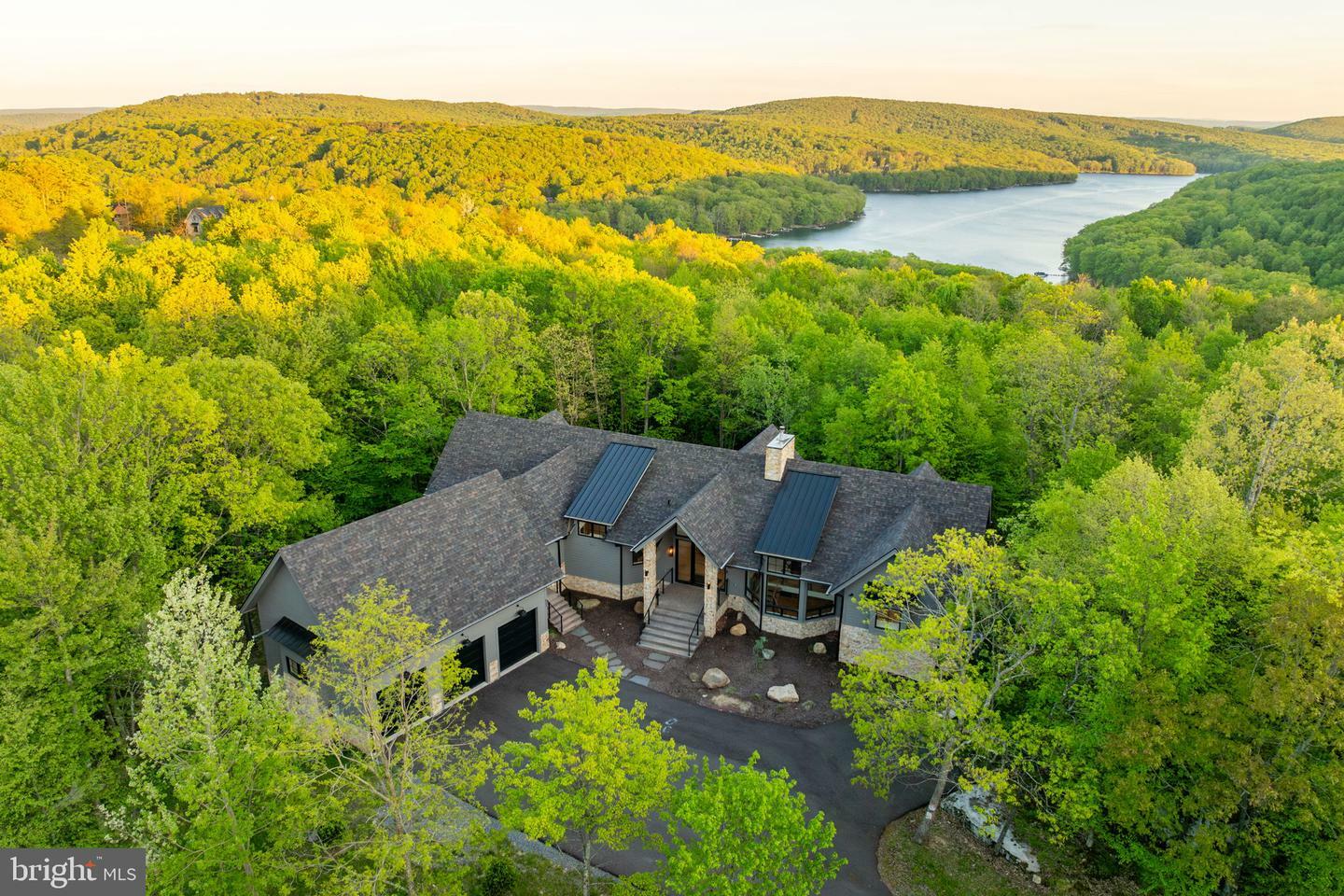 Property Photo: 422 Mountaintop Road MD 21541